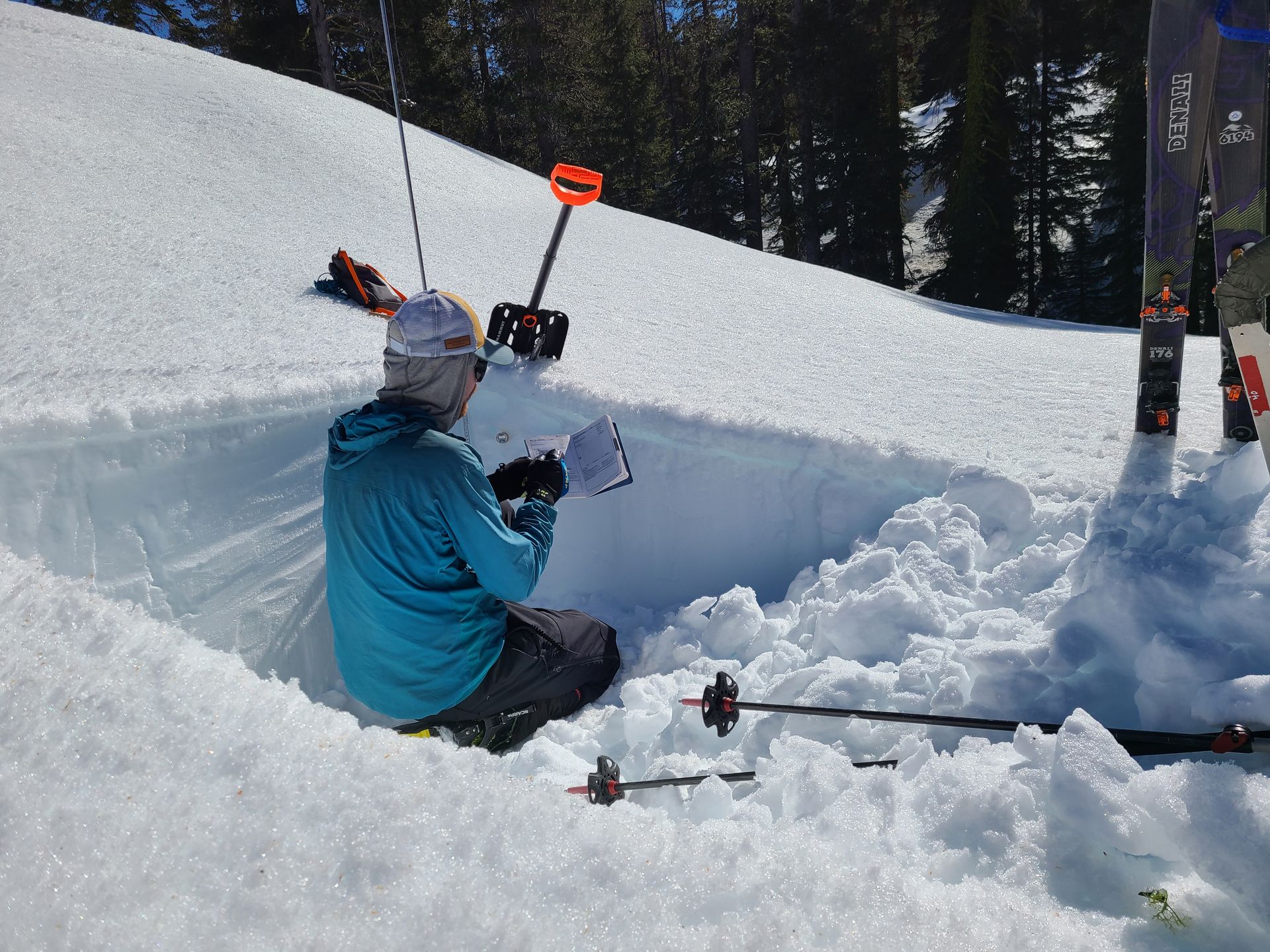 Snow pit analysis